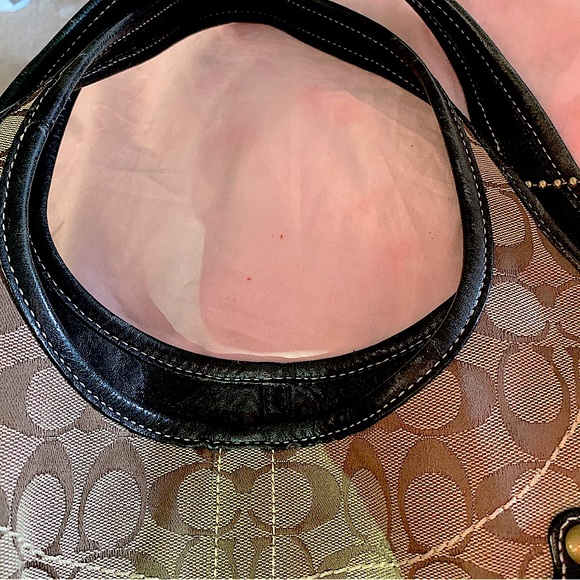 Coach purse - Picture 9 of 10